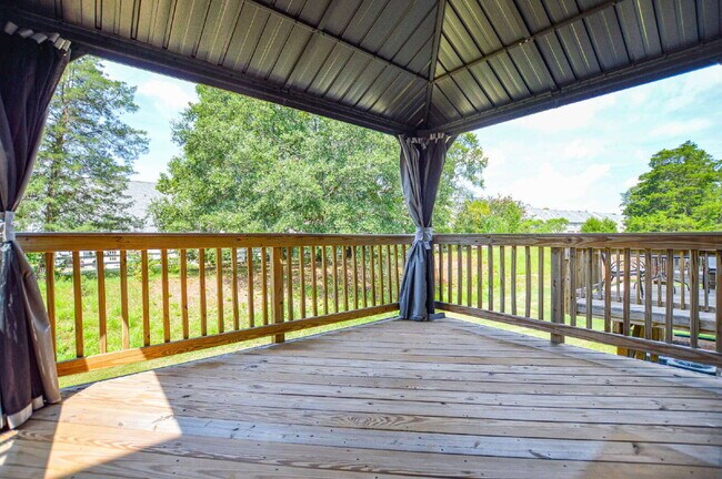 Building Photo - 3 Bedrooms | 2.5 Bathrooms | Lower-Level Flex Room | Approximately 1,978 Square Feet | 2-Car Gara...