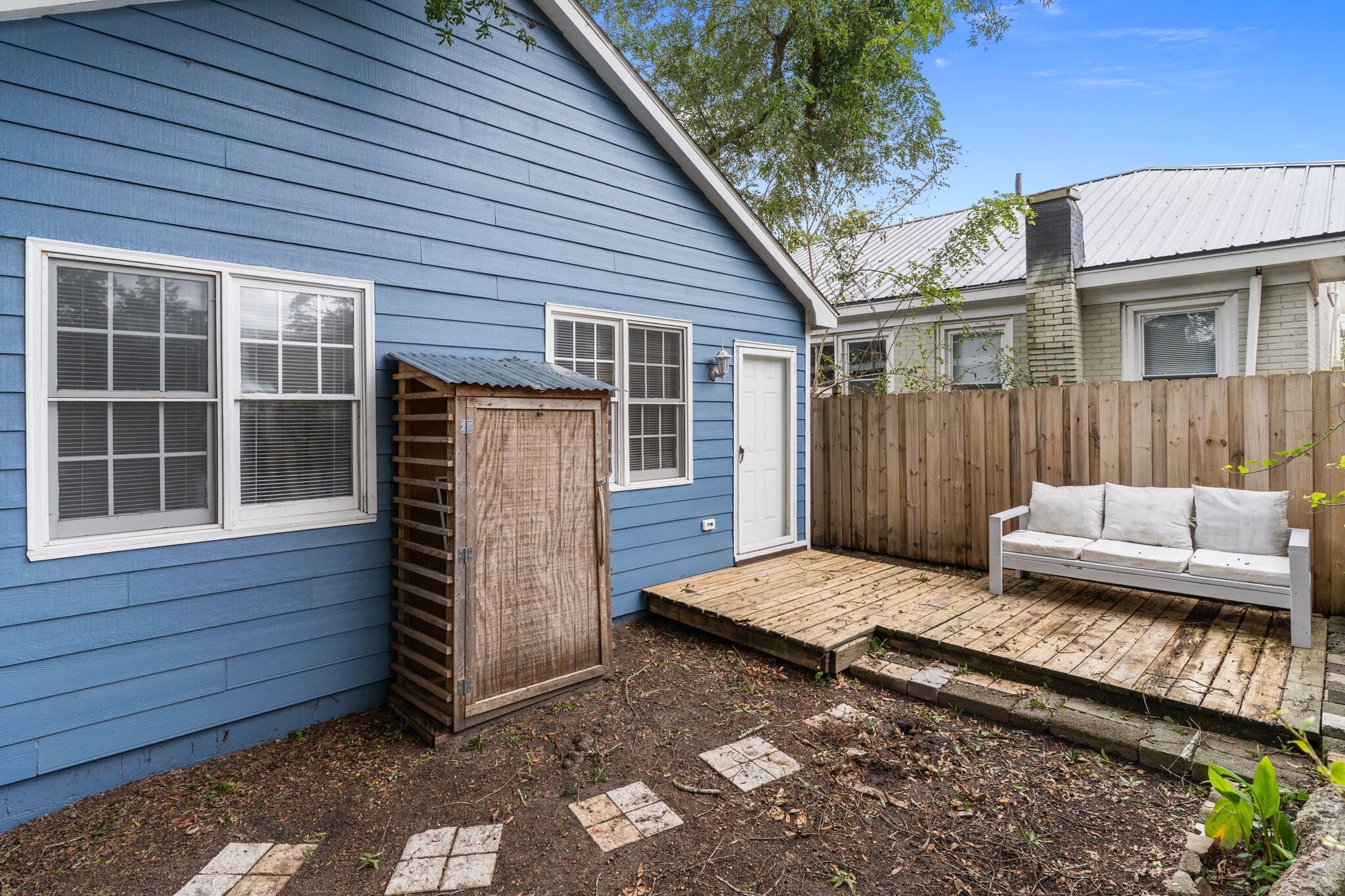 Building Photo - 318 Wright St