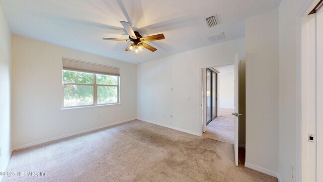 Building Photo - 585 Orchard Pass Ave