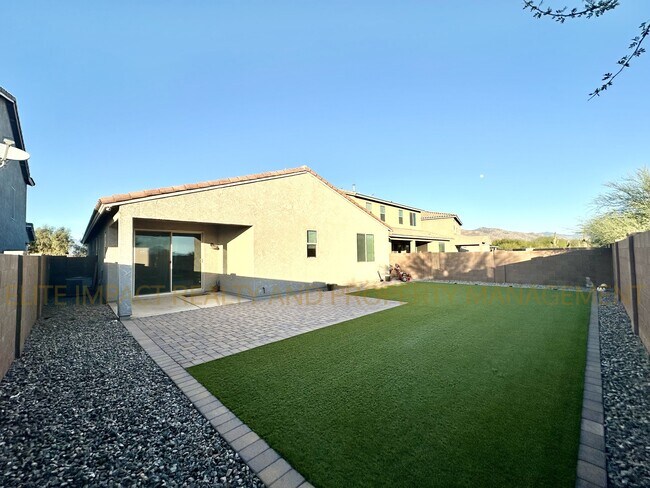 Building Photo - 9814 E Miller Peak Trl