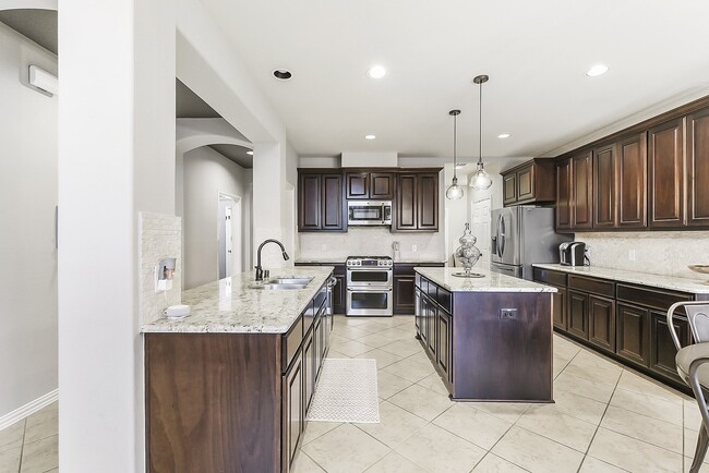 Building Photo - 29019 Blue Finch Ct