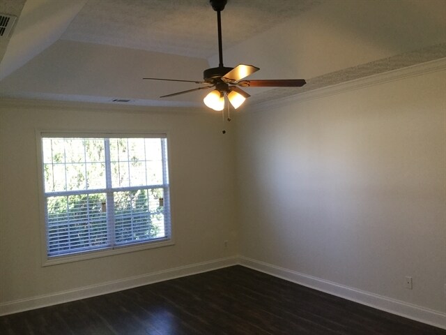 Building Photo - 677 New England Way