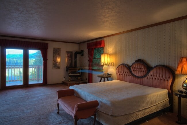 Building Photo - Move-in Special: $500 Off First Month’s Re...