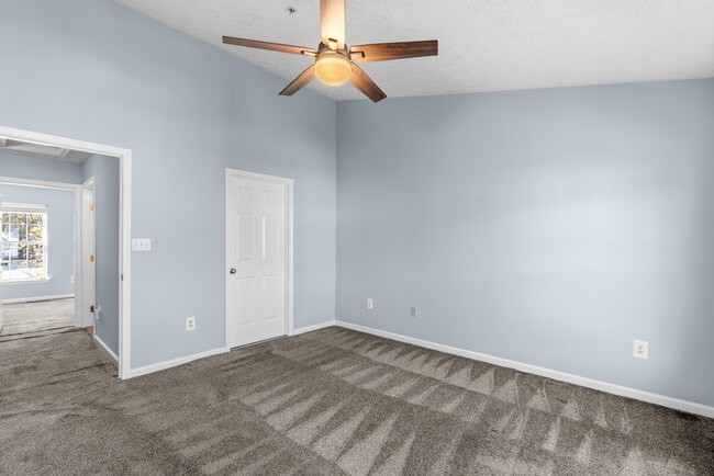 Building Photo - 8211 Water Lily Way