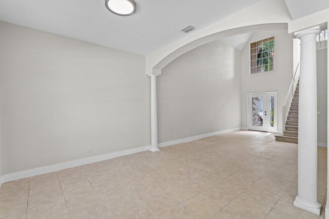 Building Photo - 521 Anchor Point