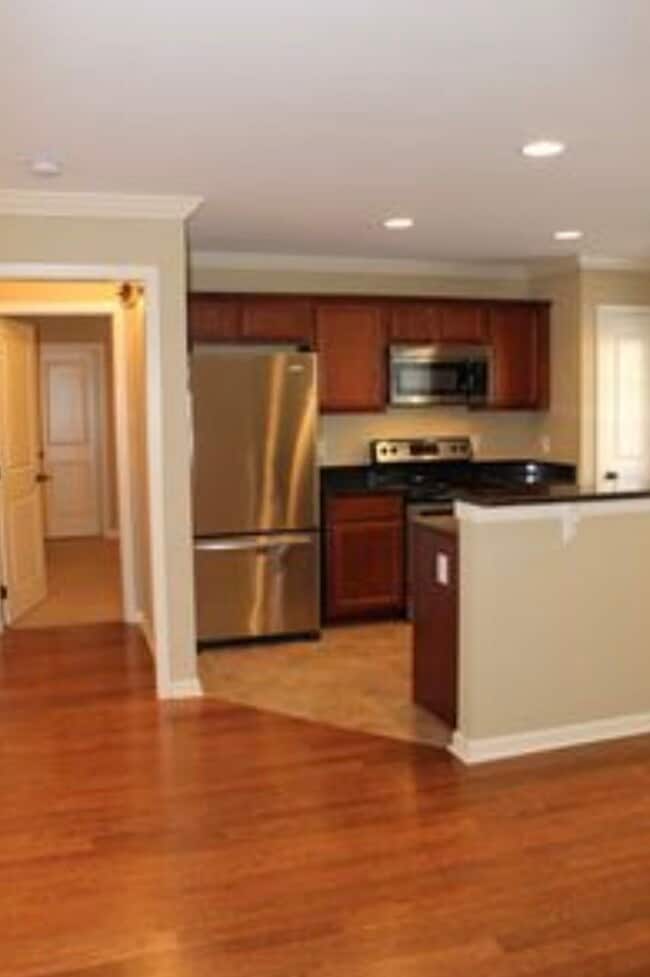Building Photo - 2451 Waterstone Cir