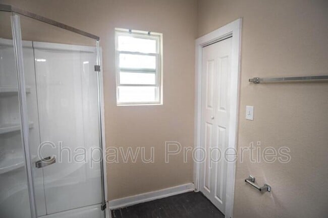 Building Photo - 514 Virginia Blvd