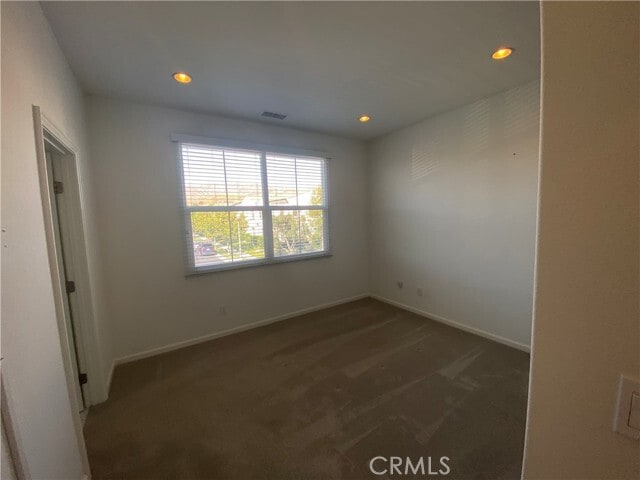 Building Photo - 122 Crescent Moon