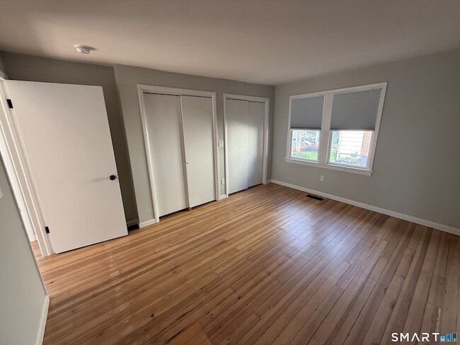 Building Photo - 3 Edgewood St