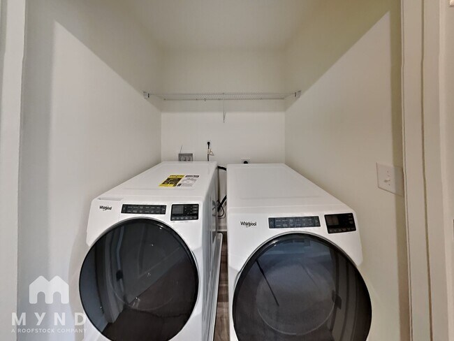 Building Photo - 3569 Bluebird Ct