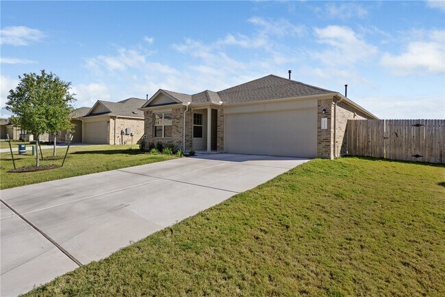 Building Photo - 21317 Wilmiller Ln