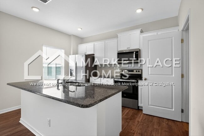 Building Photo - 1675 Pebblestone Ct