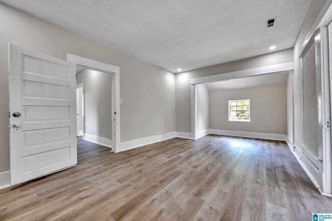 Building Photo - 2301 26th St Ensley