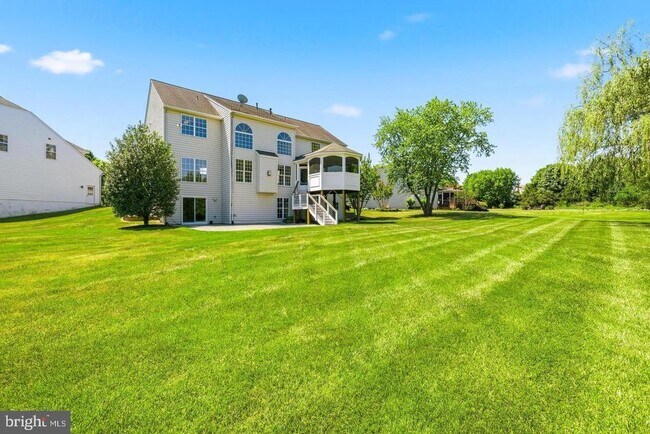 Building Photo - 21916 Bellair Ct