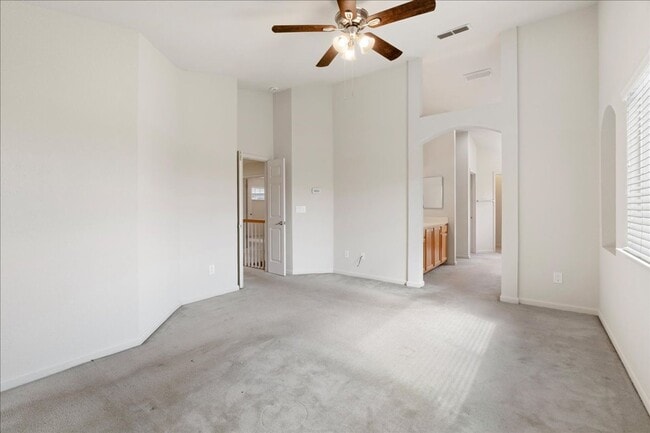 Building Photo - 7 Pewter Ct