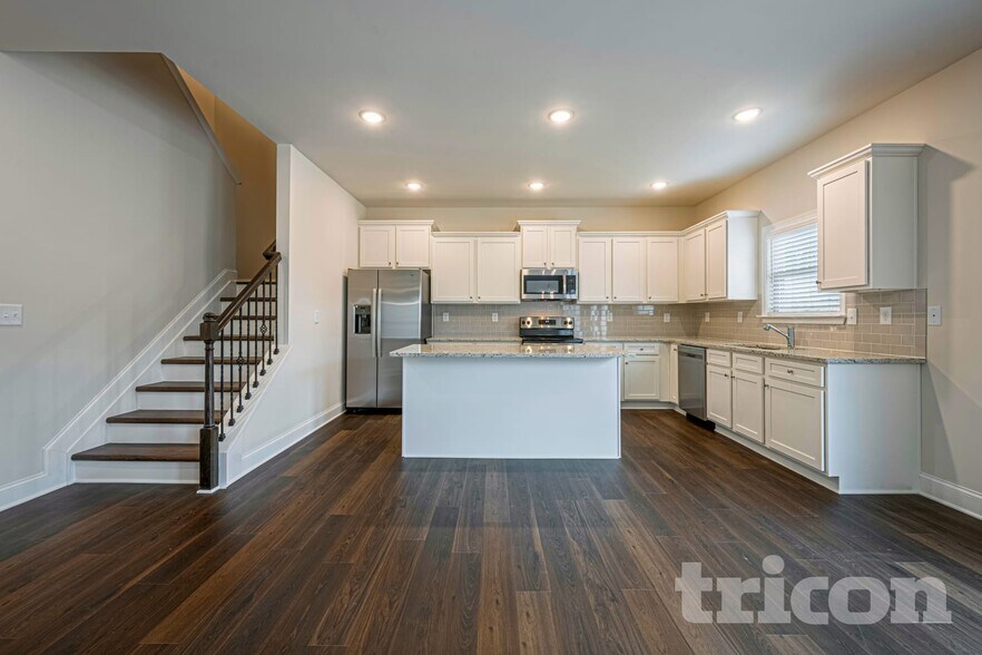 Building Photo - 205 Margrave Dr