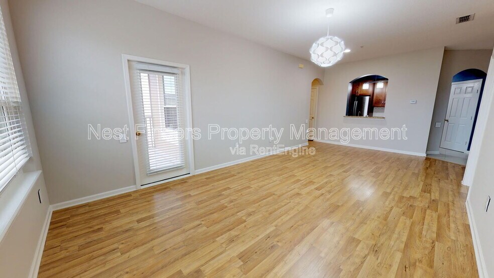 Building Photo - 7990 Baymeadows Rd E