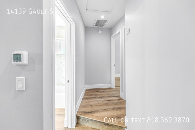 Building Photo - 14139 Gault St