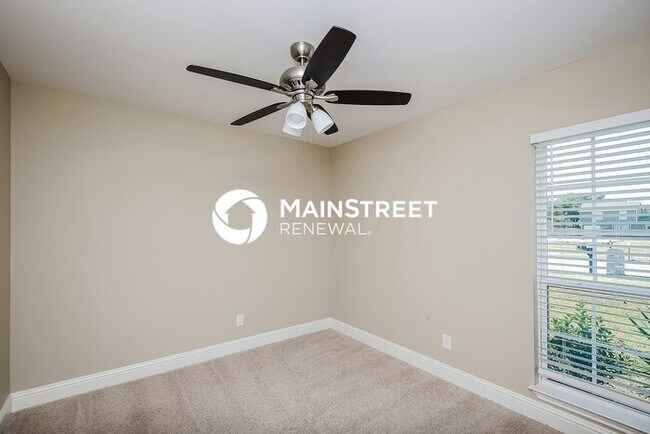 Building Photo - 4 Bedroom Pet-Friendly Home in Rowlett, TX with Main Street Renewal