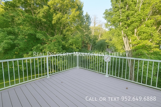 Building Photo - 15229 Bludorn Circle-