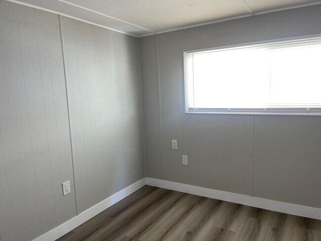 Building Photo - Nice Home For Rent