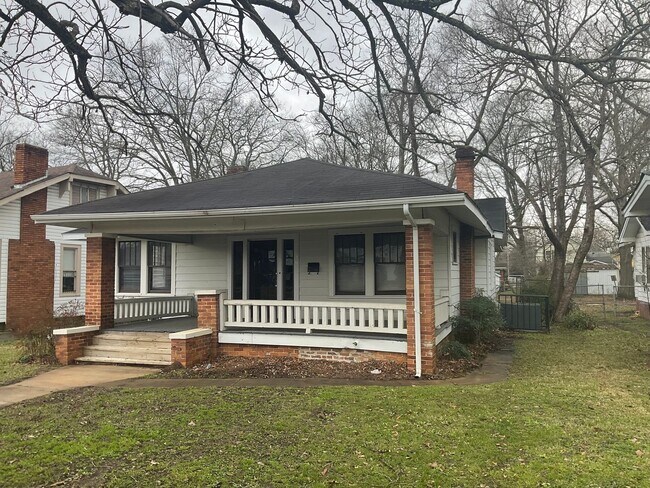 Primary Photo - Move In Special Offered! PRICE REDUCED!