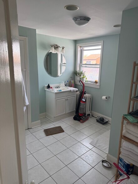 3rd floor bathroom - 1518 S 13th St