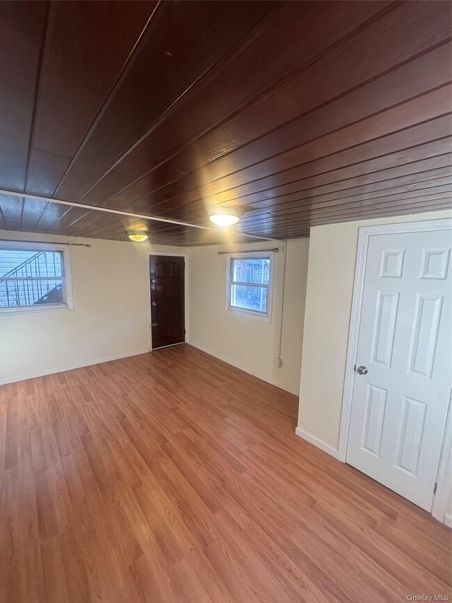 Building Photo - 3935 Monticello Ave