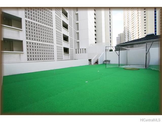 Mini-Golf - 469 Ena Rd