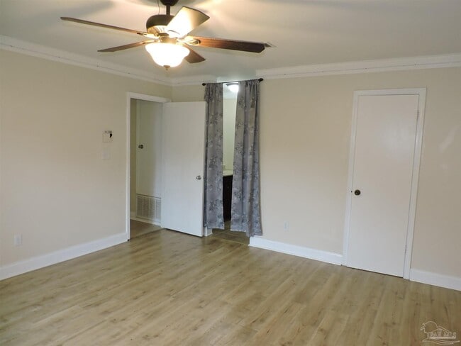 Building Photo - 4407 Eastpointe Dr