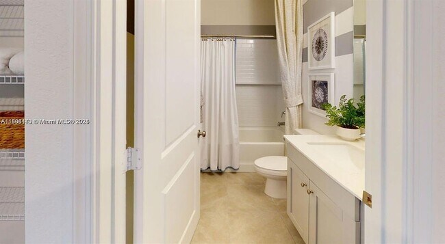 Building Photo - 10241 SW Newberry Ave