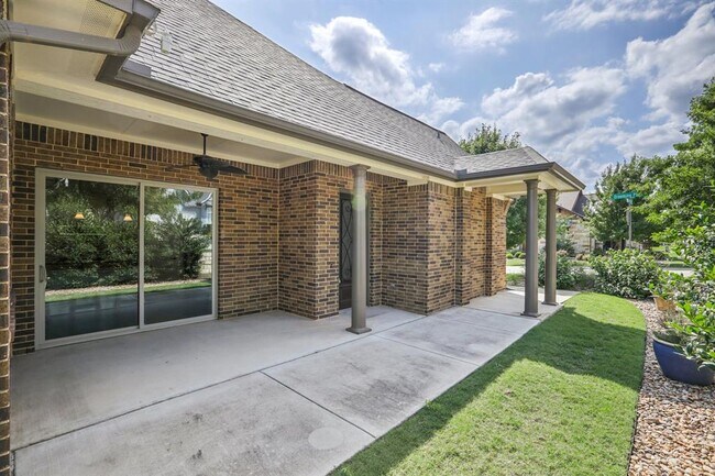 Building Photo - 124 Dreaming Plum Ln