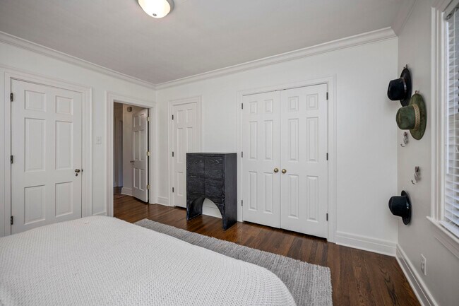 Building Photo - 1411 Fontaine Rd