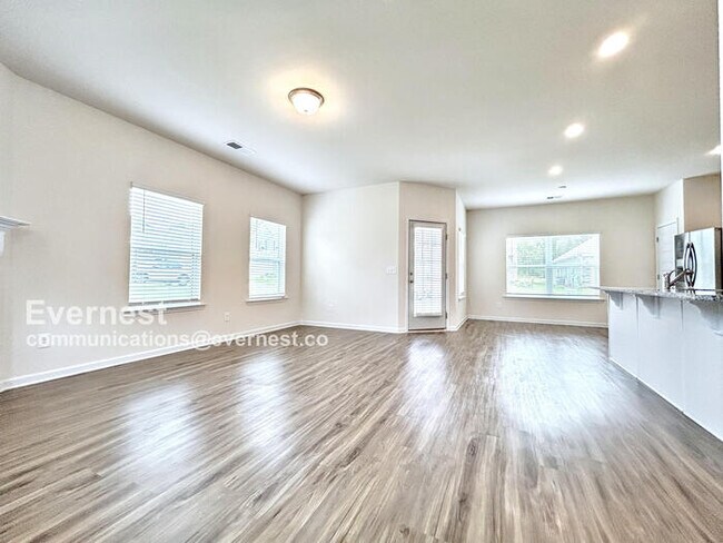 Building Photo - 116 Waterside Dr