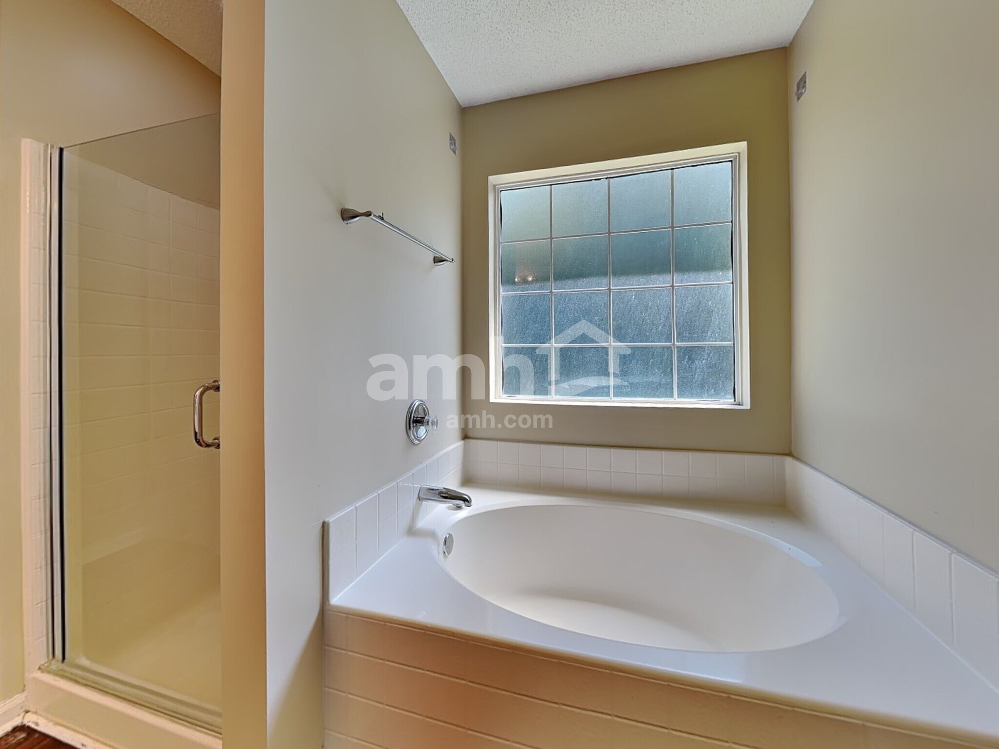 Building Photo - 223 Longleaf Cir