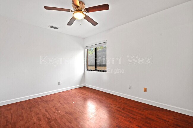 Building Photo - 4332 SW 148th Pl