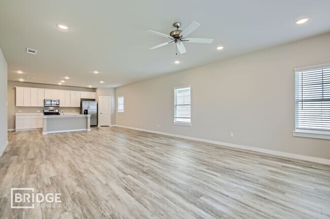 Building Photo - B1- Buffalo Plan