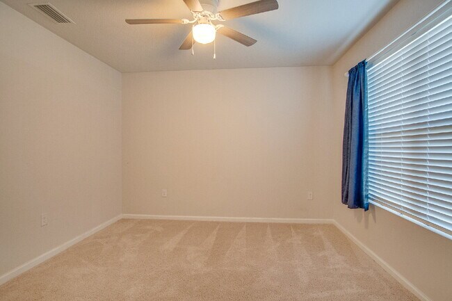 Building Photo - Spacious 5BR Near NAS – Military Half Deposit & $500 Off First Month!