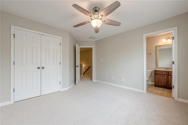 Building Photo - 4404 Village Field Place