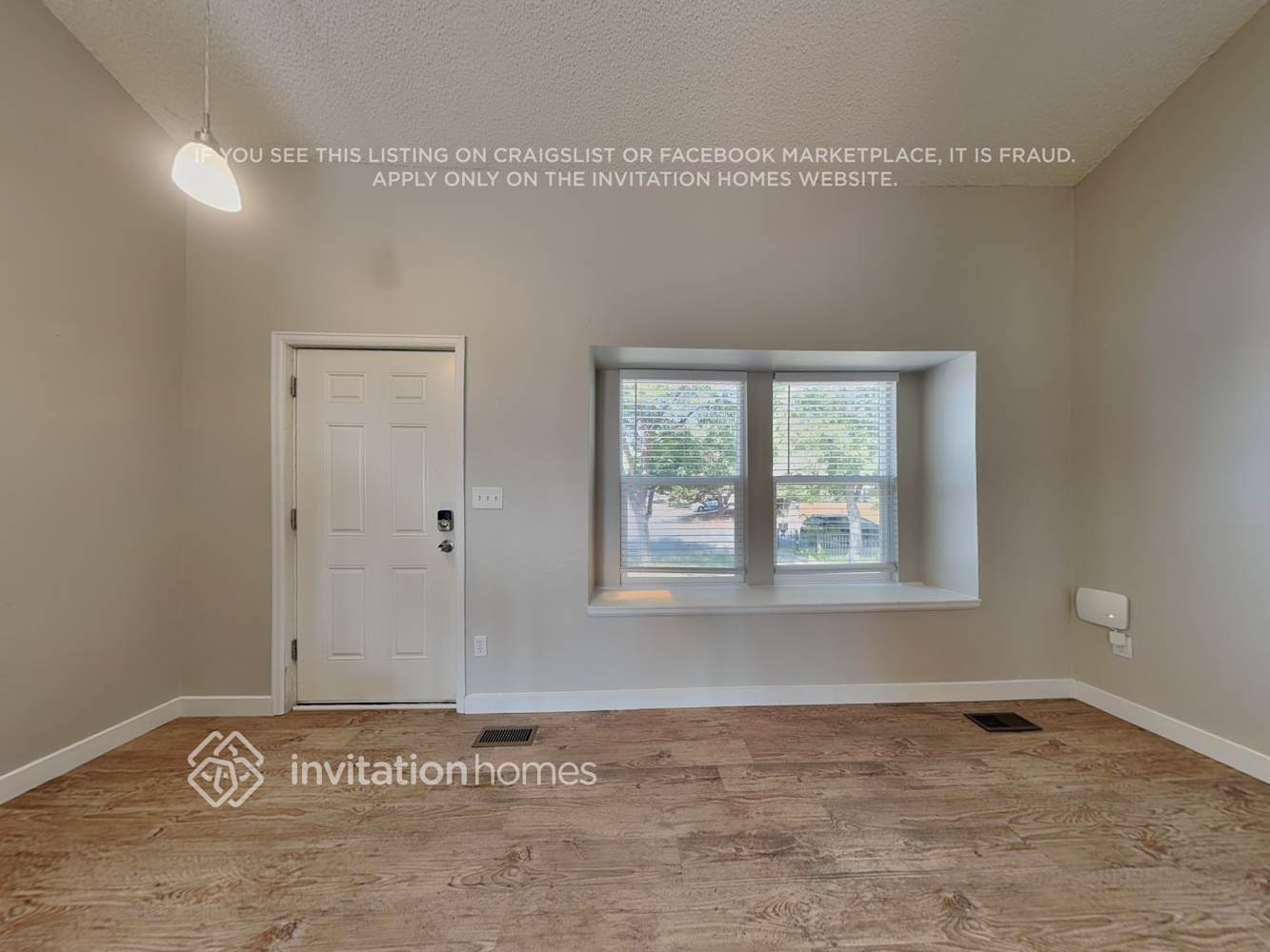 Building Photo - 4610 E 105th Dr