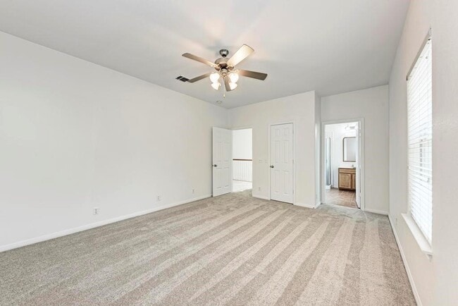 Building Photo - 1906 W 42nd St