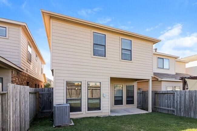 Building Photo - 6622 Honey Harvest Ln