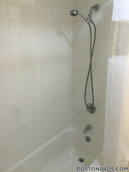 Building Photo - 1133 Commonwealth Ave