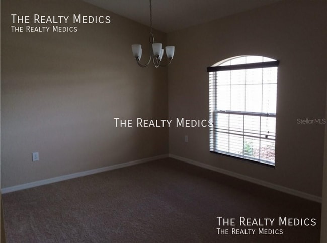 Building Photo - 4876 Summerfield Cir