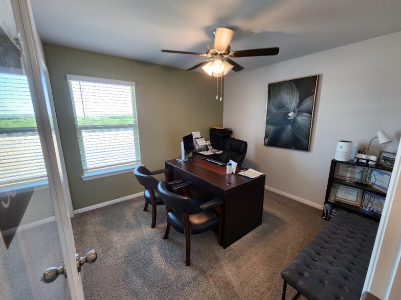 Building Photo - 5805 Harvey Gap Ln