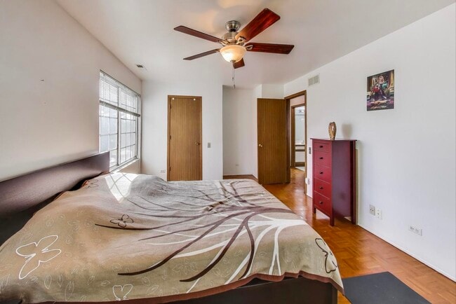 Building Photo - 408 Trenton Ct