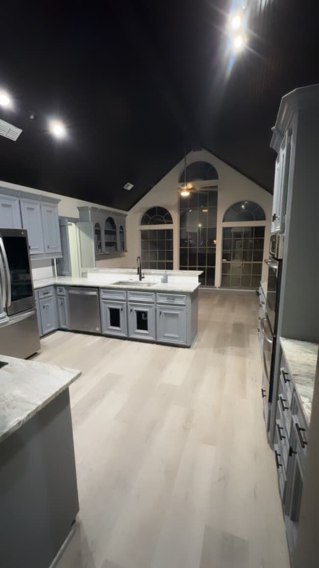 Building Photo - 2734 Plantation Wood Ln