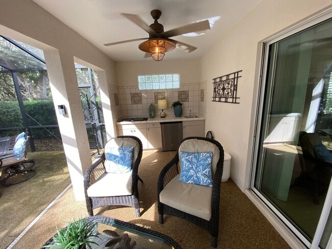 Building Photo - Gorgeous 3 + 2 Turnkey ANNUAL Lease w/Swim Spa & Large Private Screened in Patio In The Village o...