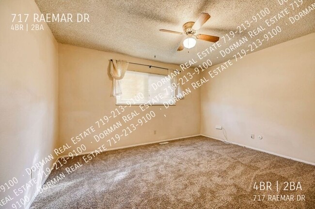 Building Photo - 717 Raemar Dr