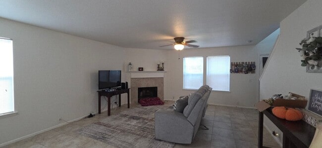 Building Photo - Northeast San Antonio 5-Bedroom off Judson...